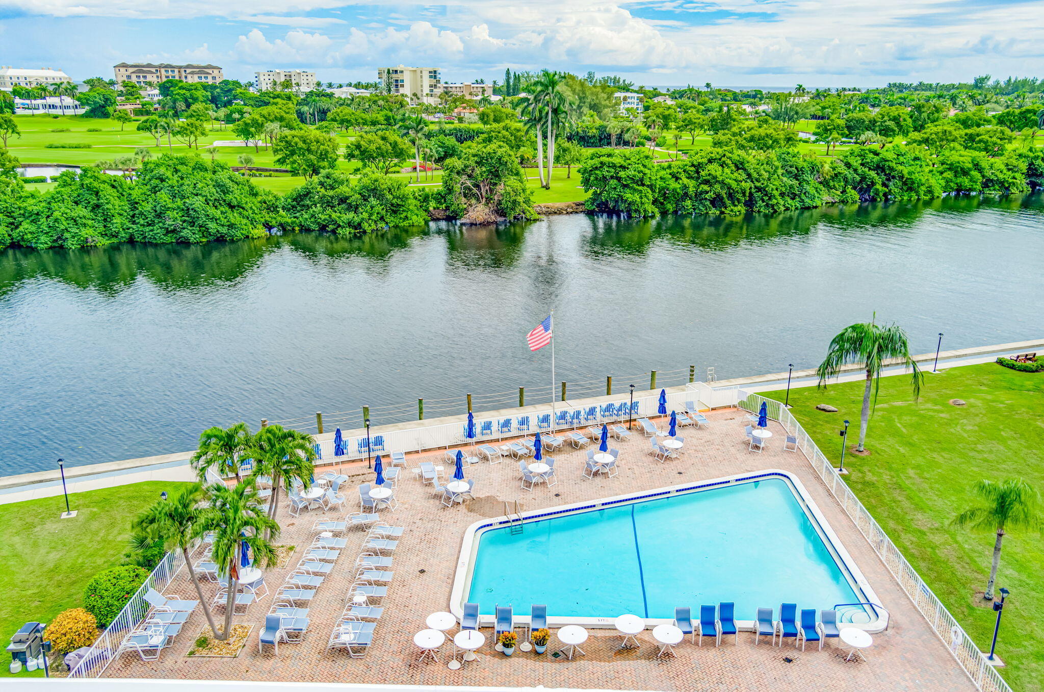 COLONIAL CLUB CONDO SEC 1 - Residential Lease