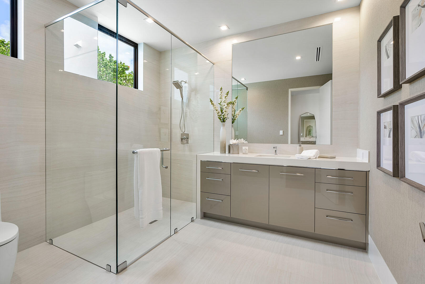 ROYAL PALM YACHT & COUNTRY CLUB SUB - Residential