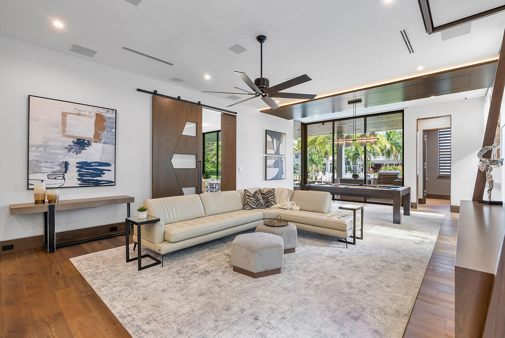 ROYAL PALM YACHT & COUNTRY CLUB SUB - Residential