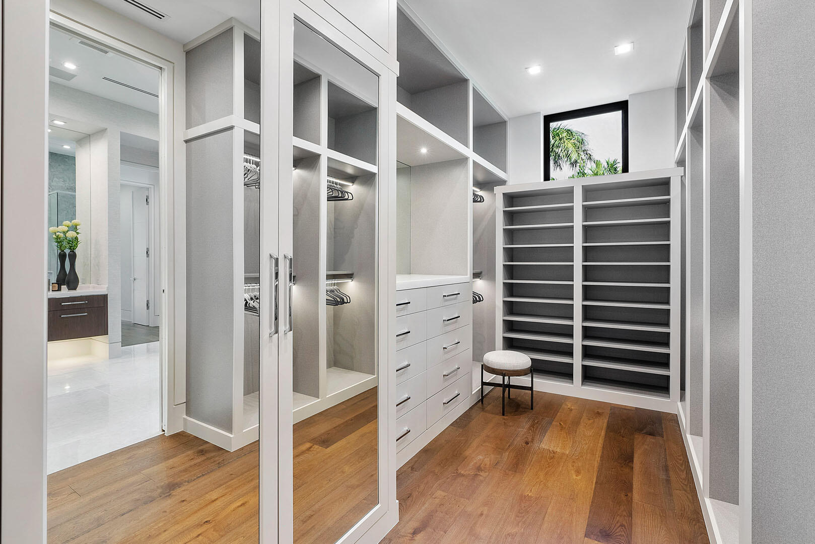 ROYAL PALM YACHT & COUNTRY CLUB SUB - Residential