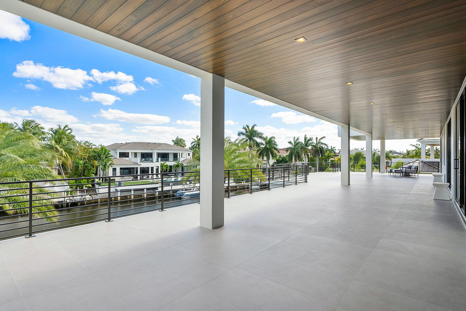 ROYAL PALM YACHT & COUNTRY CLUB SUB - Residential