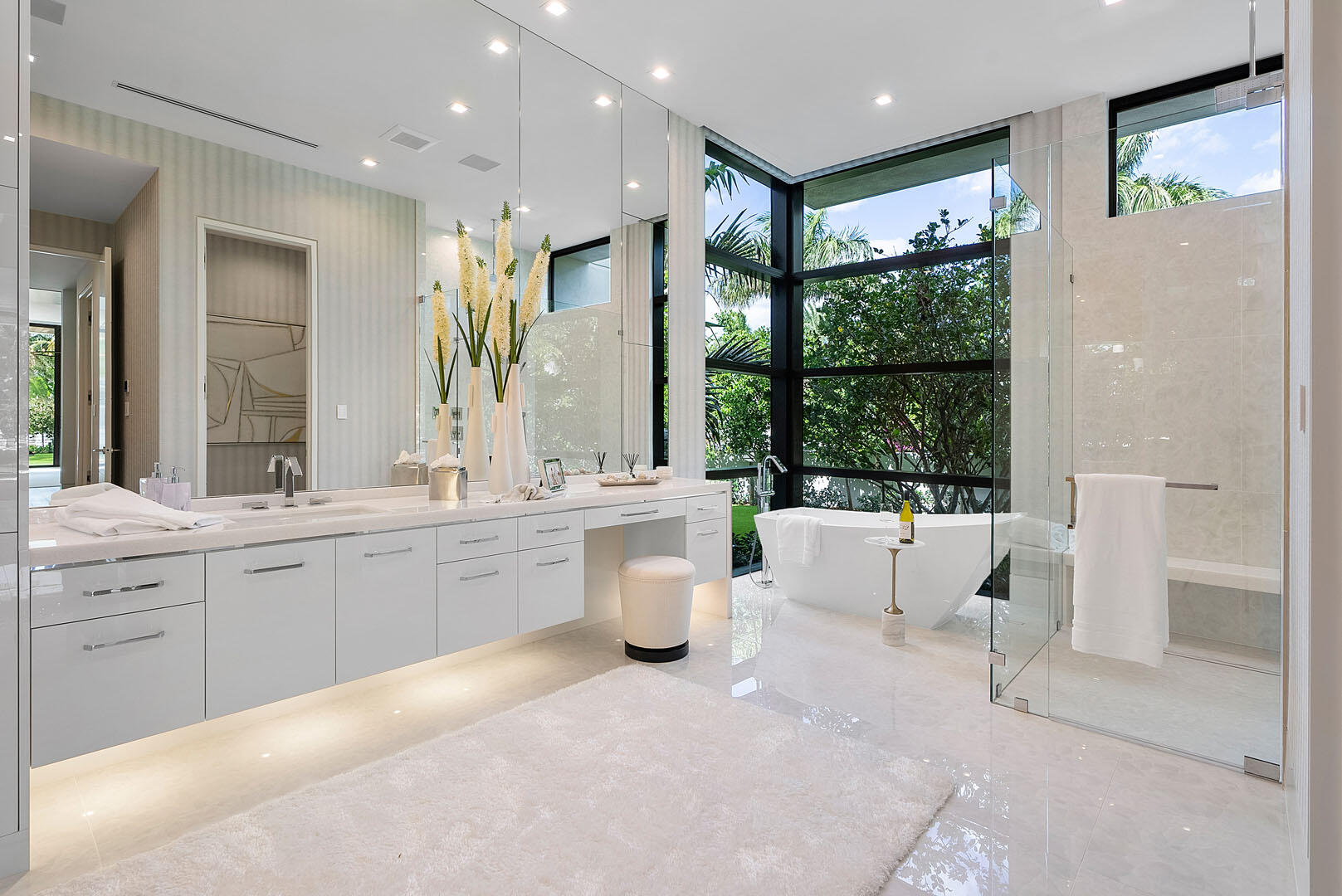 ROYAL PALM YACHT & COUNTRY CLUB SUB - Residential