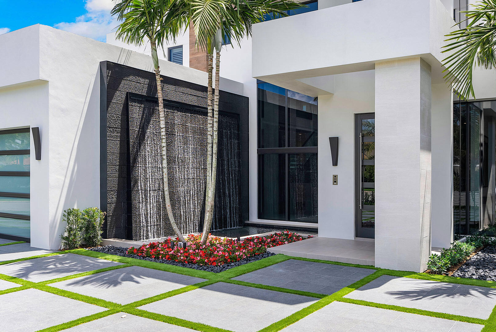 ROYAL PALM YACHT & COUNTRY CLUB SUB - Residential