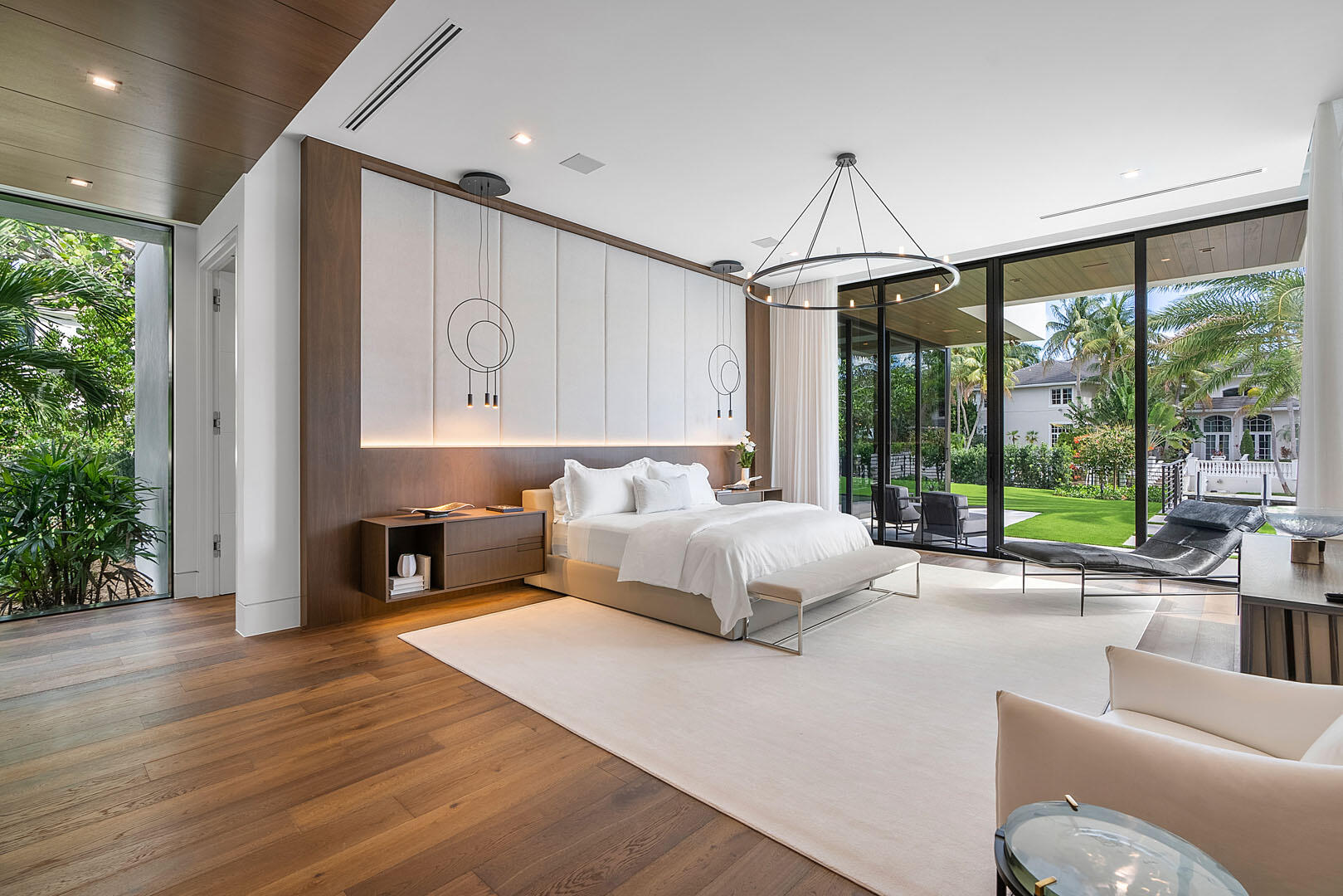 ROYAL PALM YACHT & COUNTRY CLUB SUB - Residential