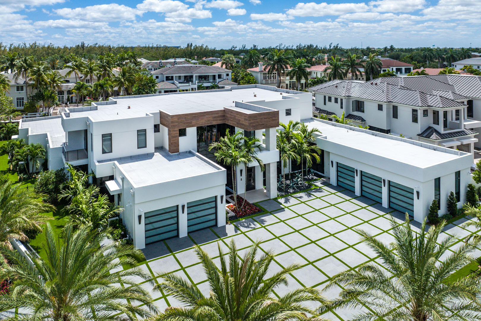 ROYAL PALM YACHT & COUNTRY CLUB SUB - Residential