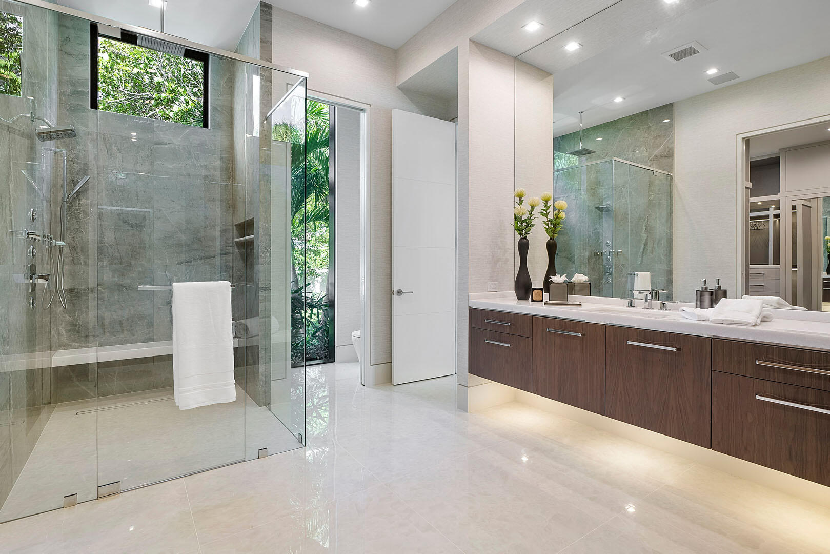 ROYAL PALM YACHT & COUNTRY CLUB SUB - Residential