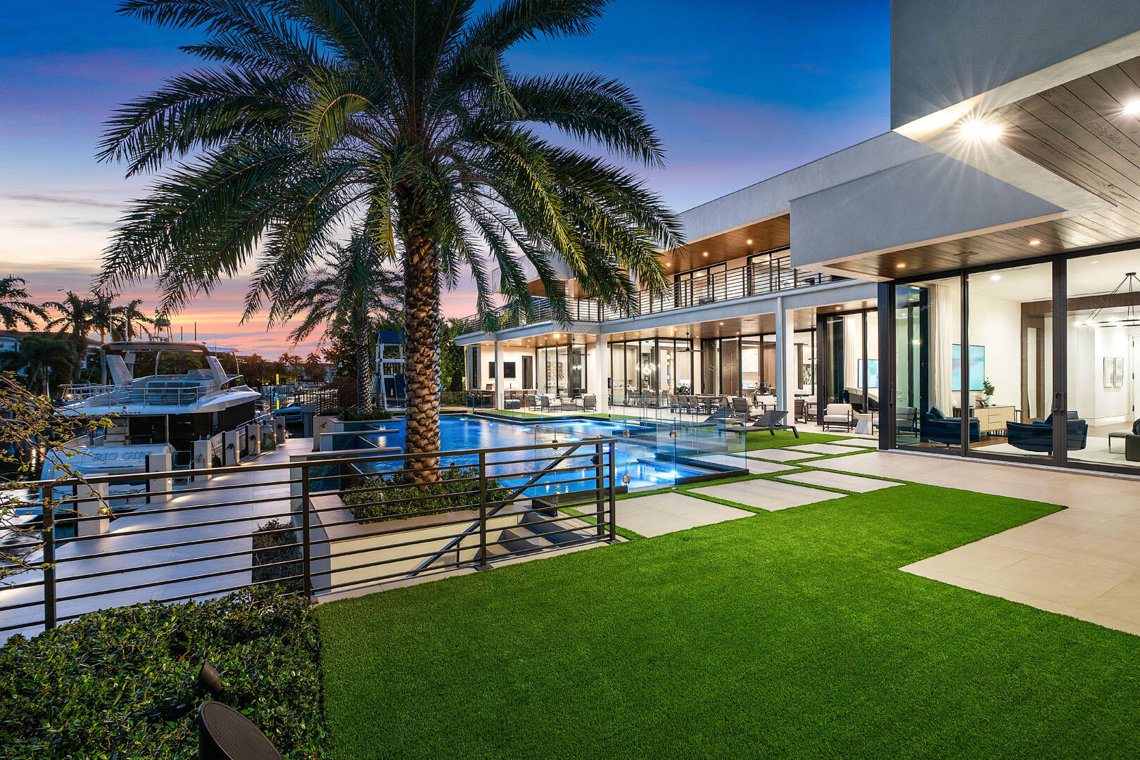 ROYAL PALM YACHT & COUNTRY CLUB SUB - Residential