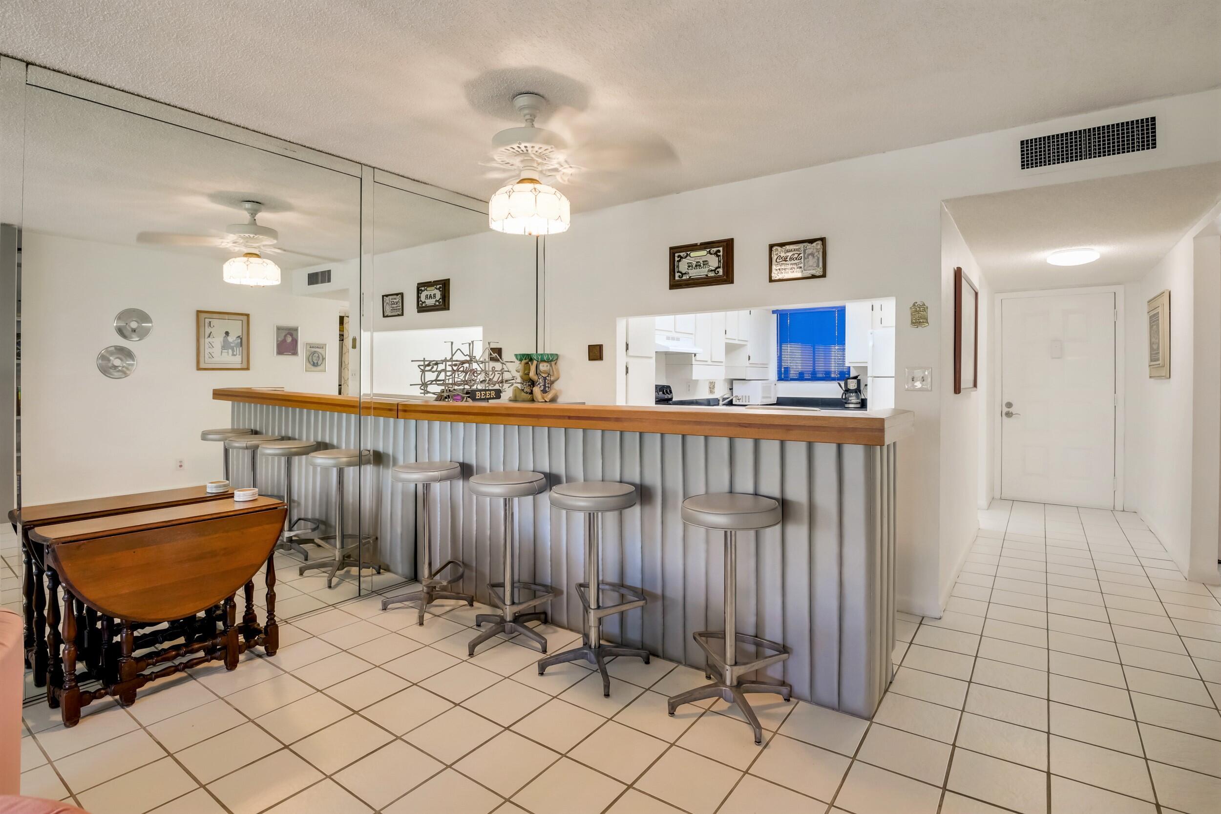 POINCIANA LAKES CONDO - Residential Lease