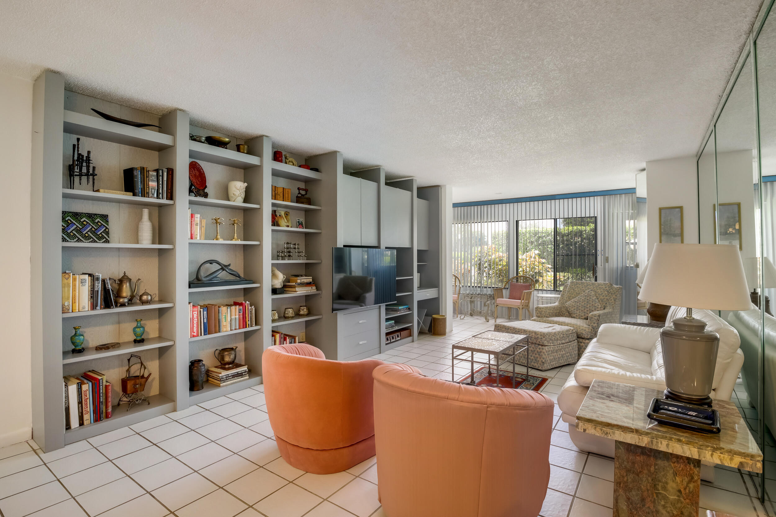 POINCIANA LAKES CONDO - Residential Lease