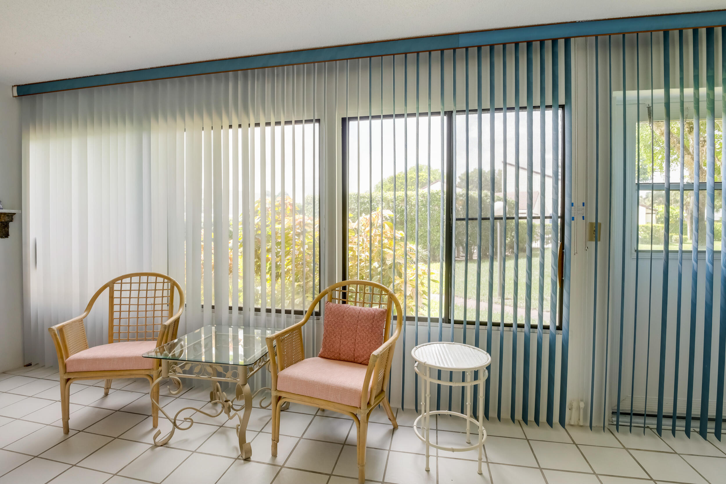 POINCIANA LAKES CONDO - Residential Lease