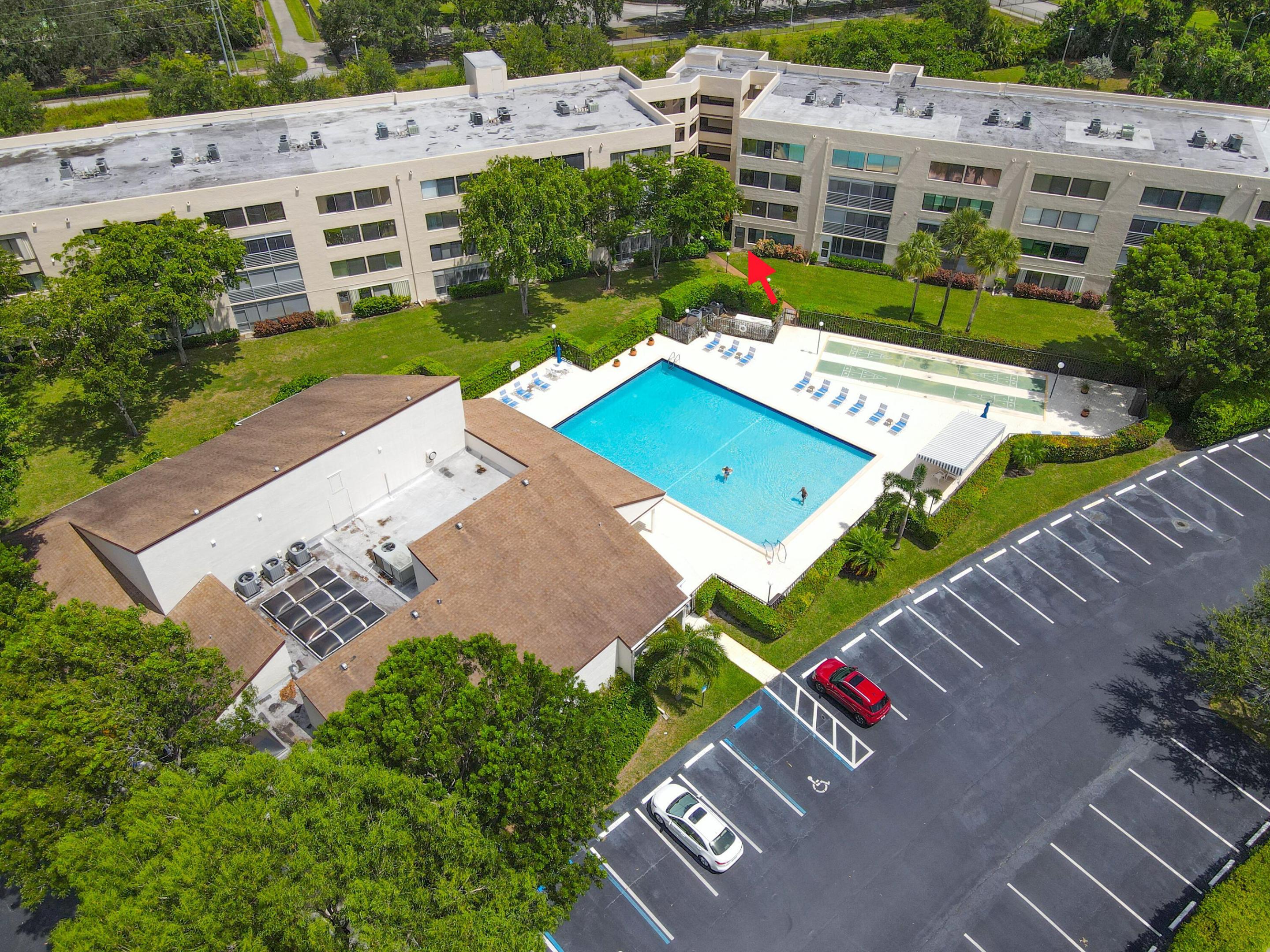 POINCIANA LAKES CONDO - Residential Lease