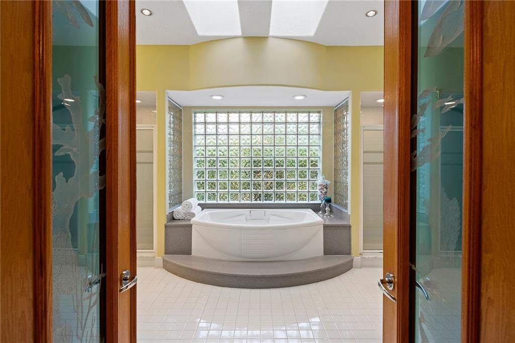 RIO VISTA ISLES - Residential