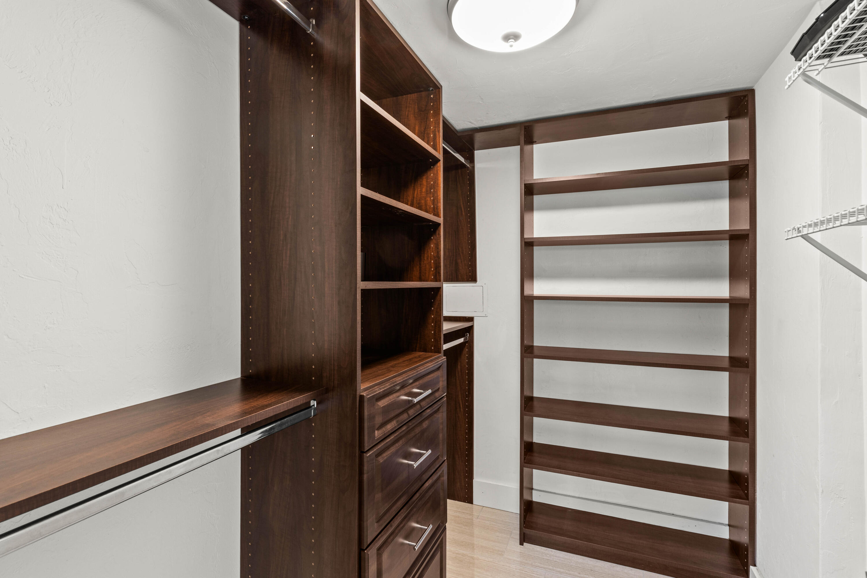 LIGHTHOUSE POINT PLAZA CONDO - Residential