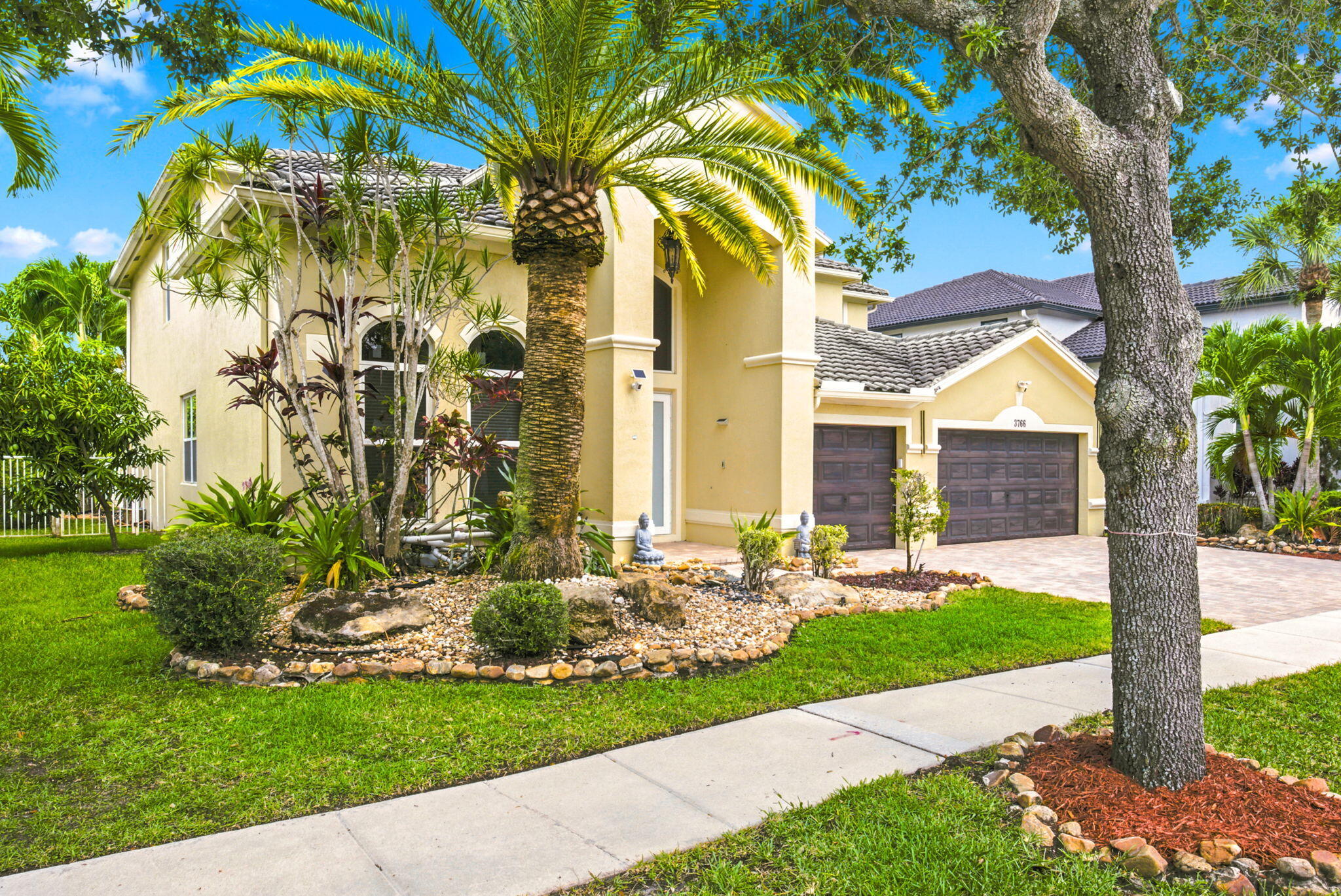ISLES AT WESTON - Residential