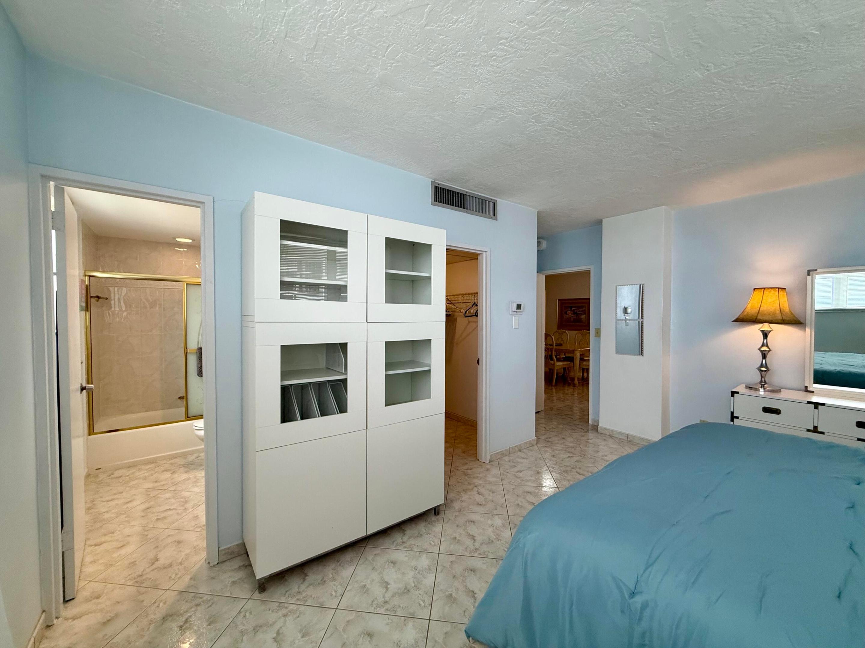 GALT TOWERS CONDO - Residential Lease