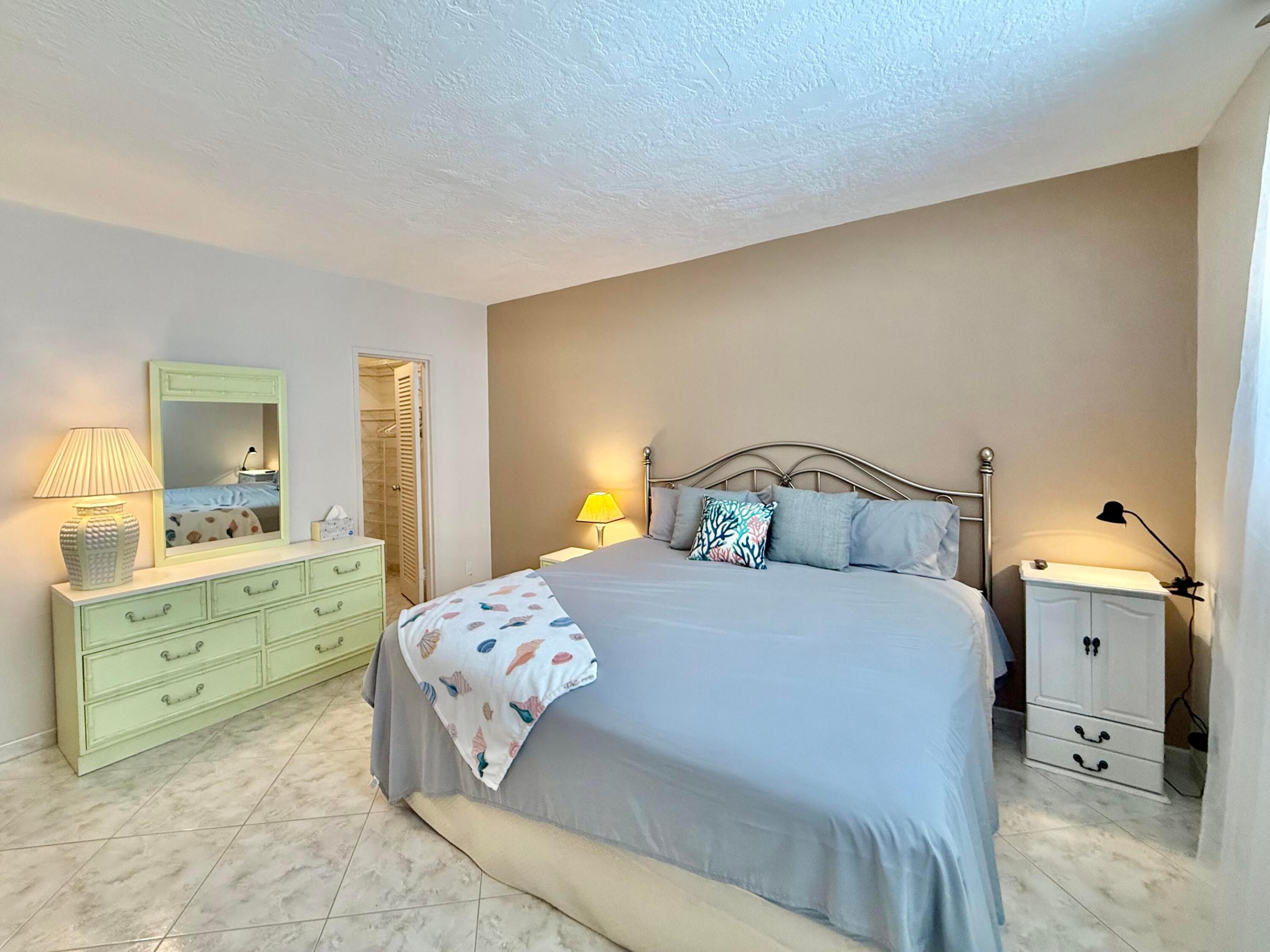 GALT TOWERS CONDO - Residential Lease