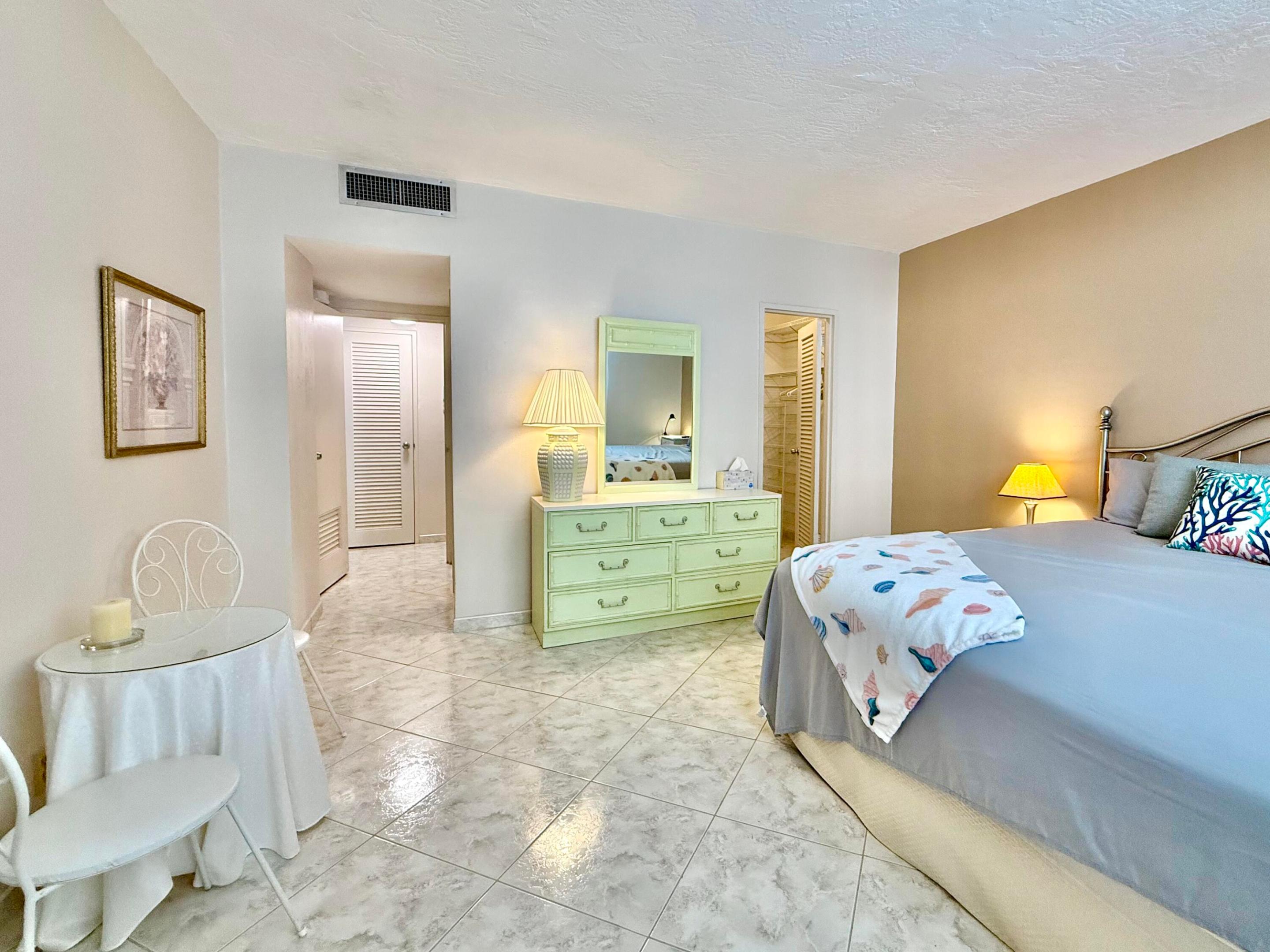 GALT TOWERS CONDO - Residential Lease