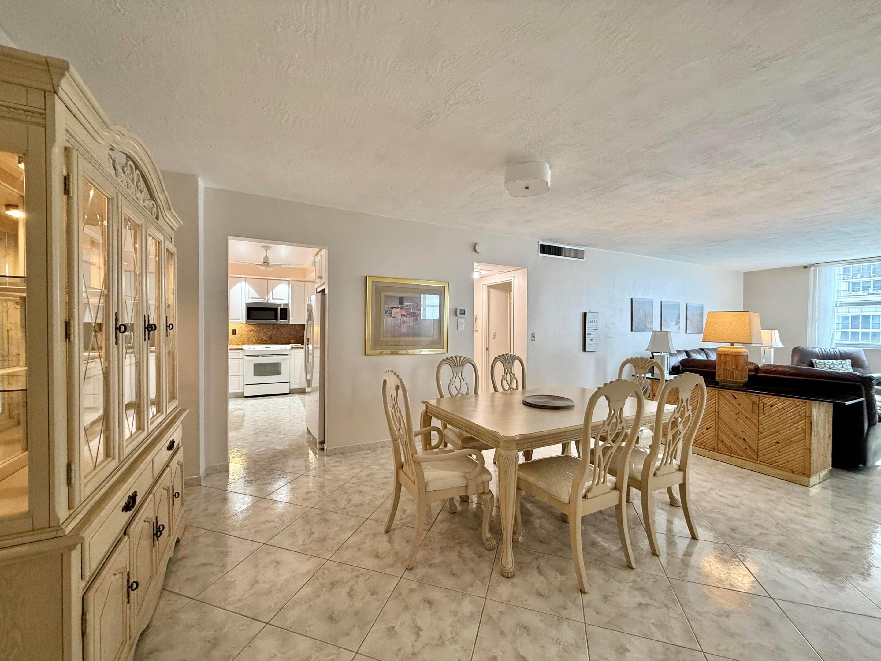GALT TOWERS CONDO - Residential Lease