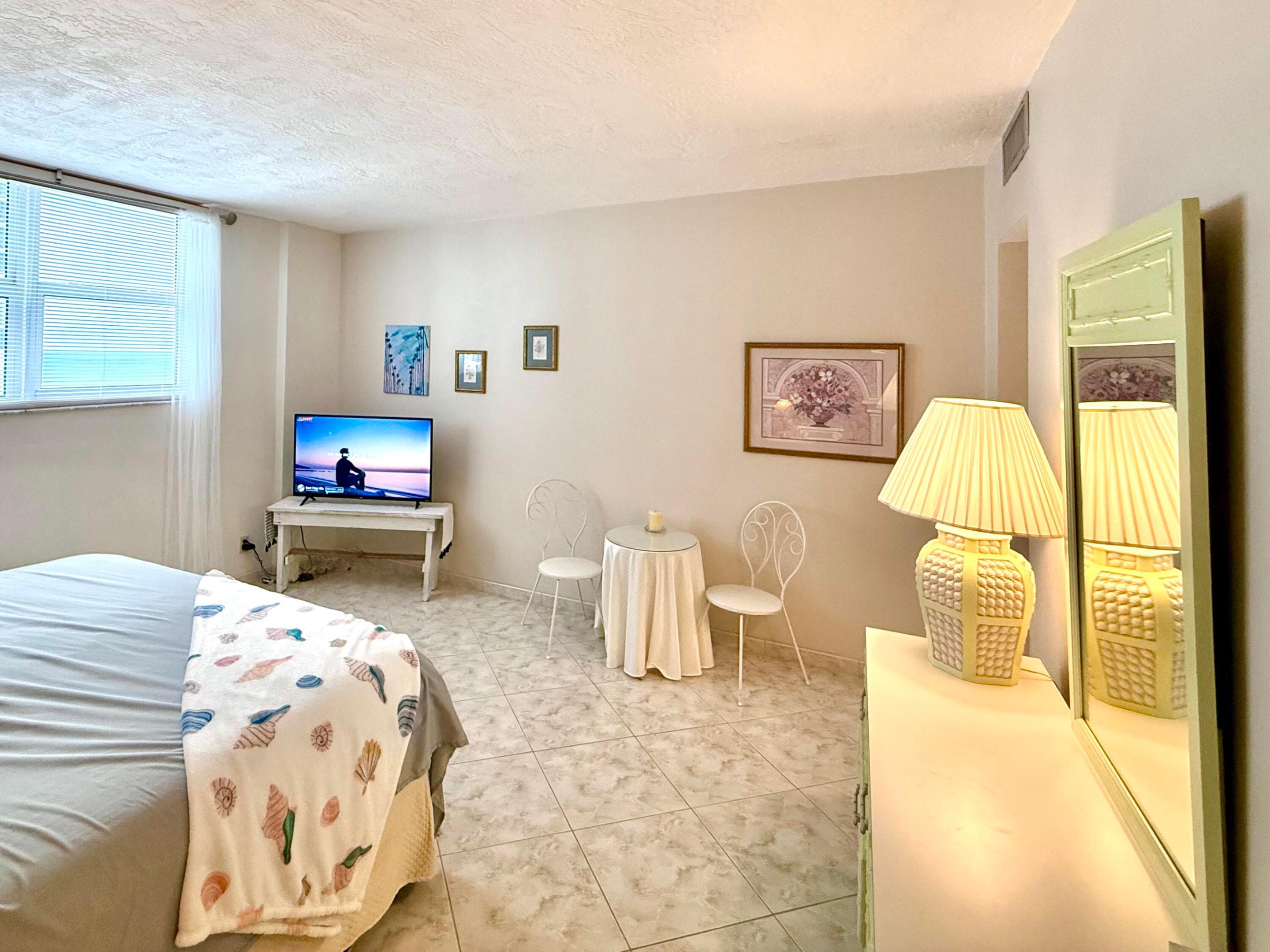 GALT TOWERS CONDO - Residential Lease
