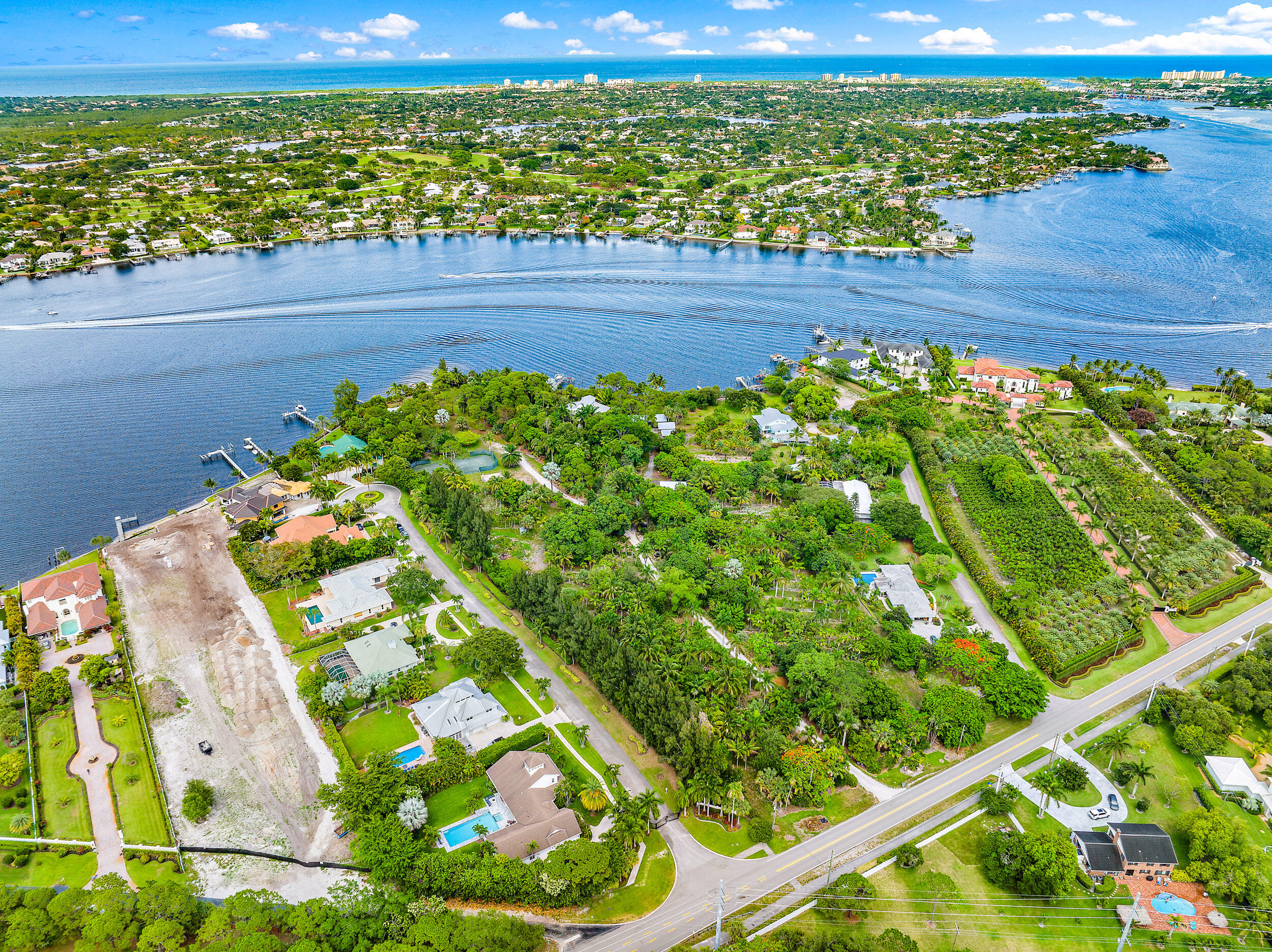 JOHNSTON SUB - Land