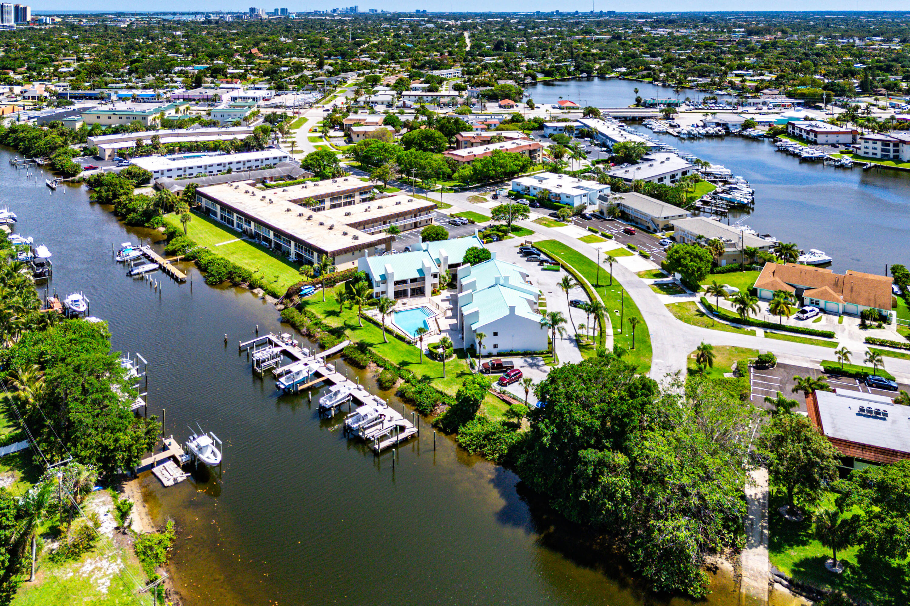 RIVEREDGE CONDO - Residential