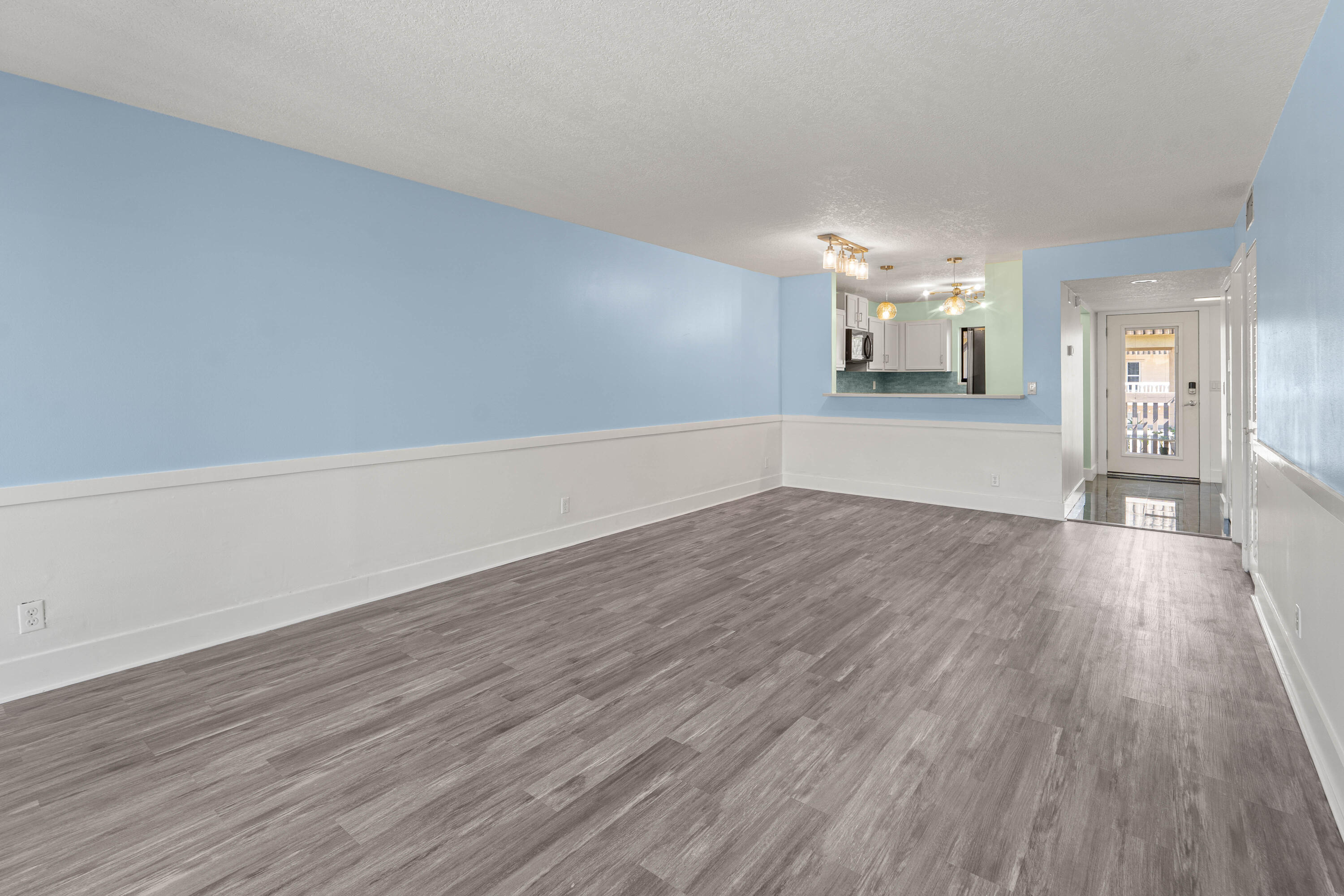 RIVEREDGE CONDO - Residential