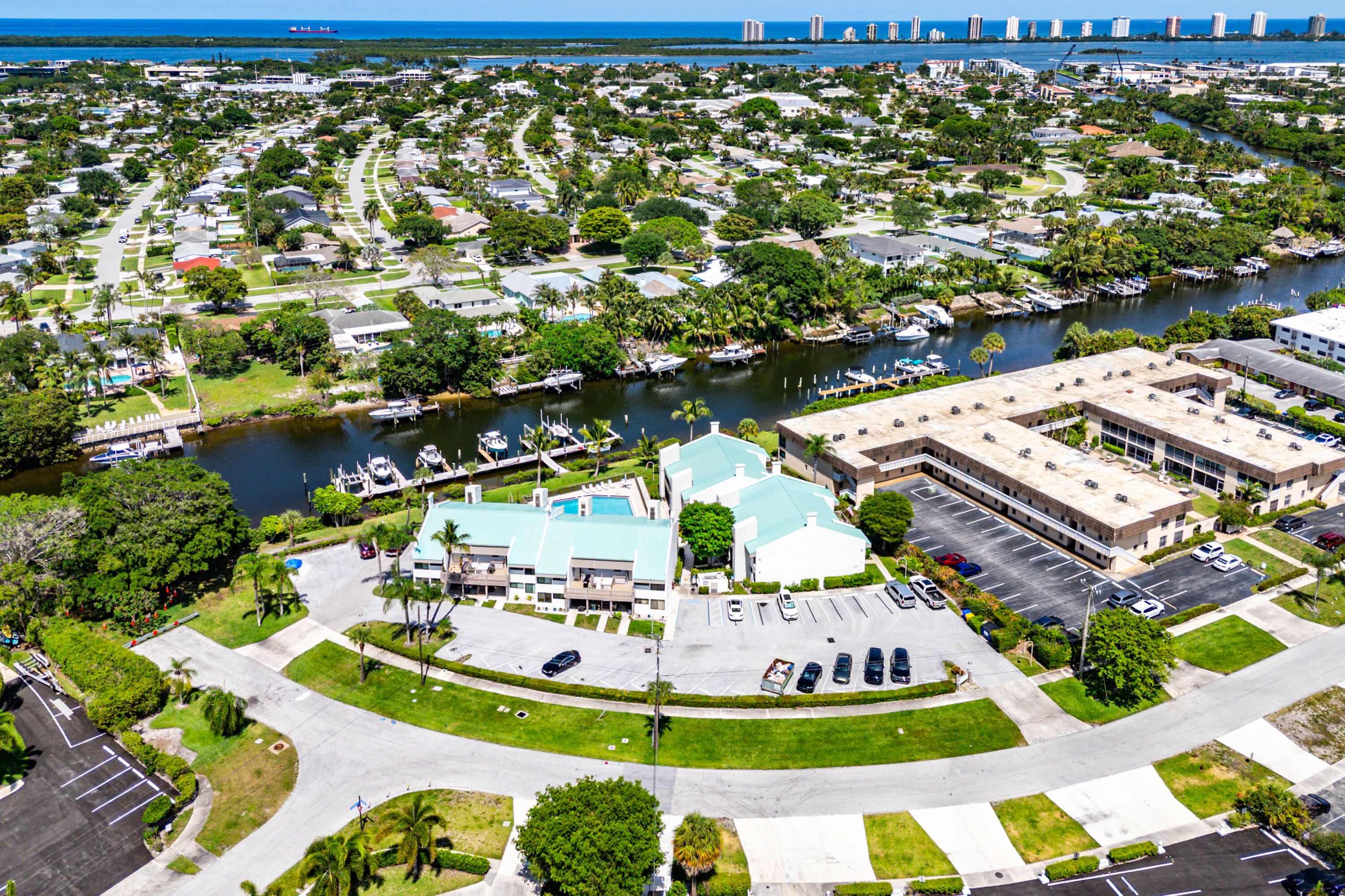 RIVEREDGE CONDO - Residential