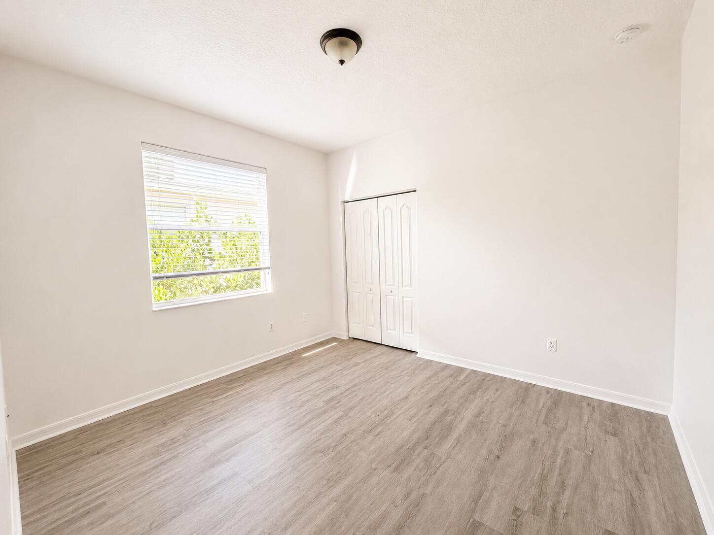 TRADITION PLAT NO 18 - Residential Lease