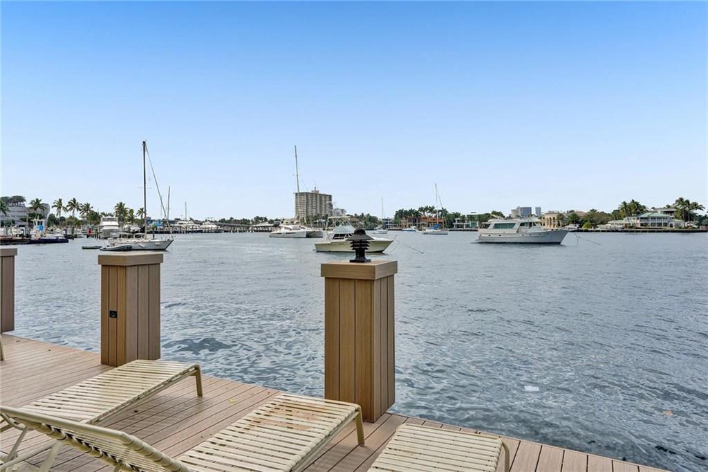 Harbor House North - Residential