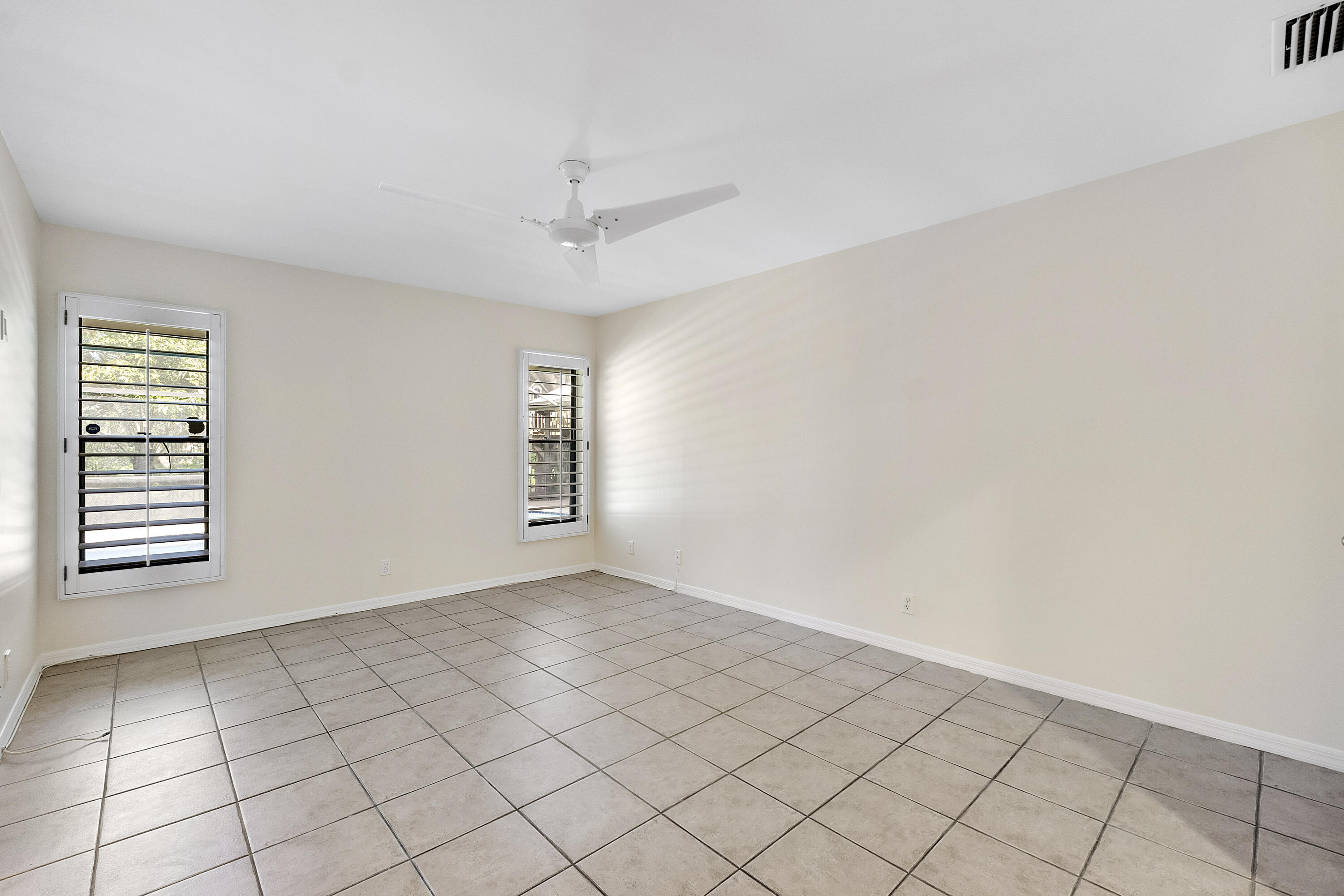 BOCA CHASE SEC 5 - Residential Lease