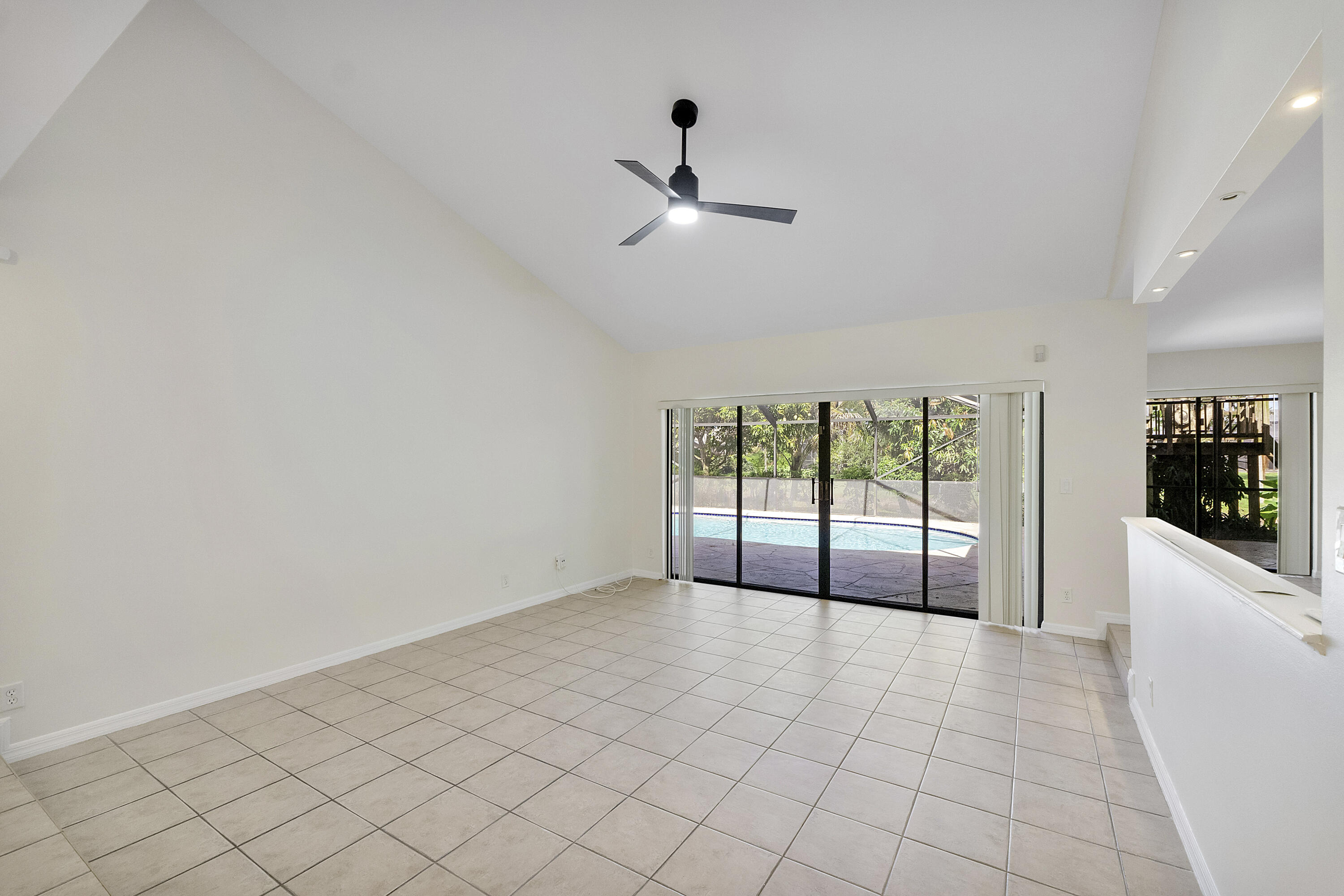 BOCA CHASE SEC 5 - Residential Lease