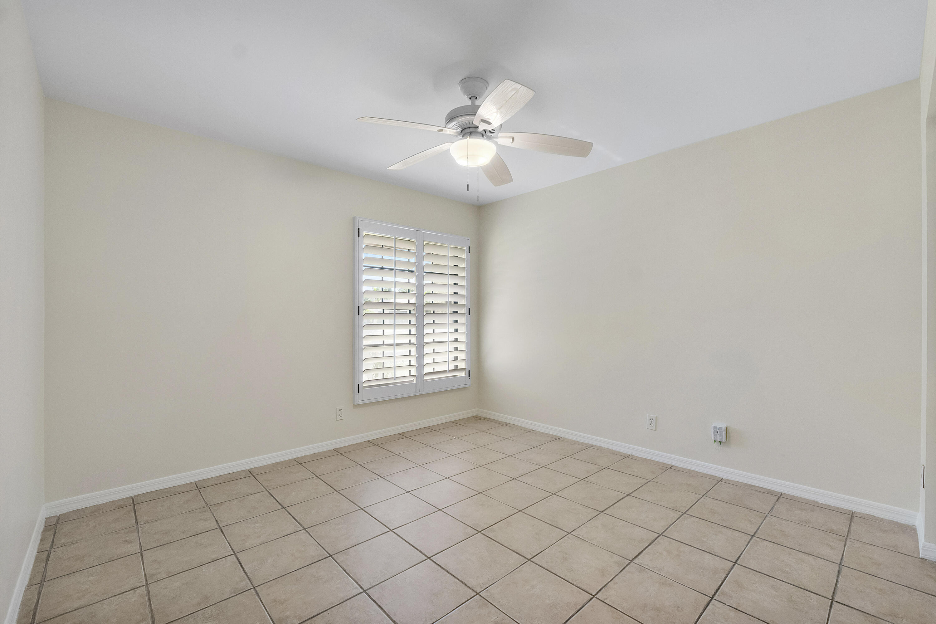 BOCA CHASE SEC 5 - Residential Lease