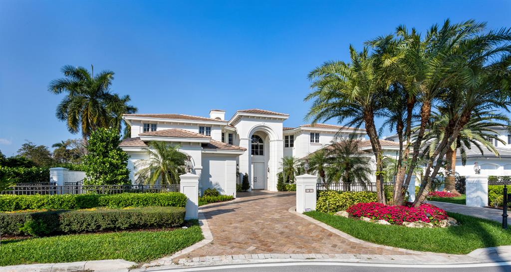 ROYAL PALM YACHT & COUNTRY CLUB - Residential