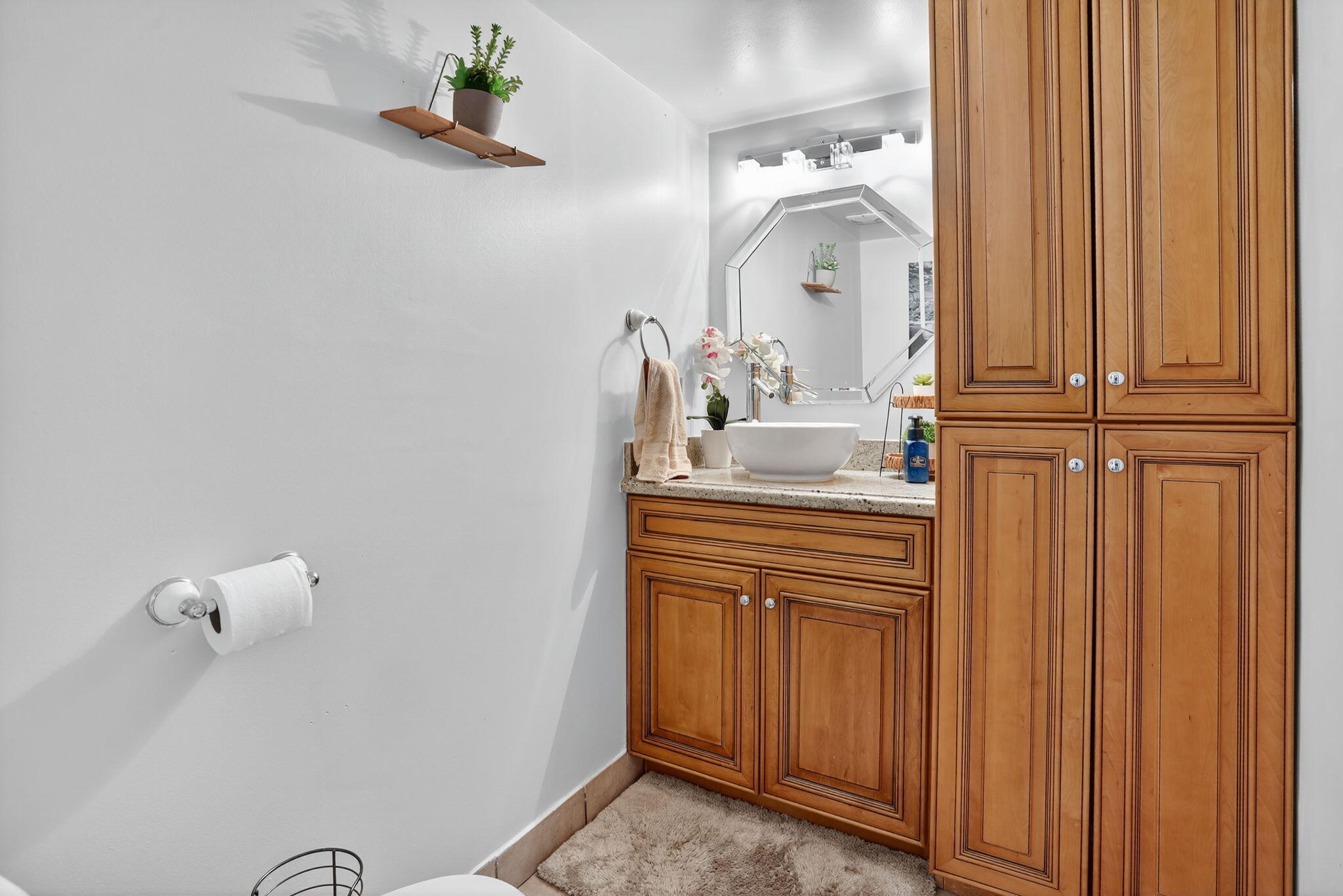 COUNTRY VILLAGE CONDO - Residential