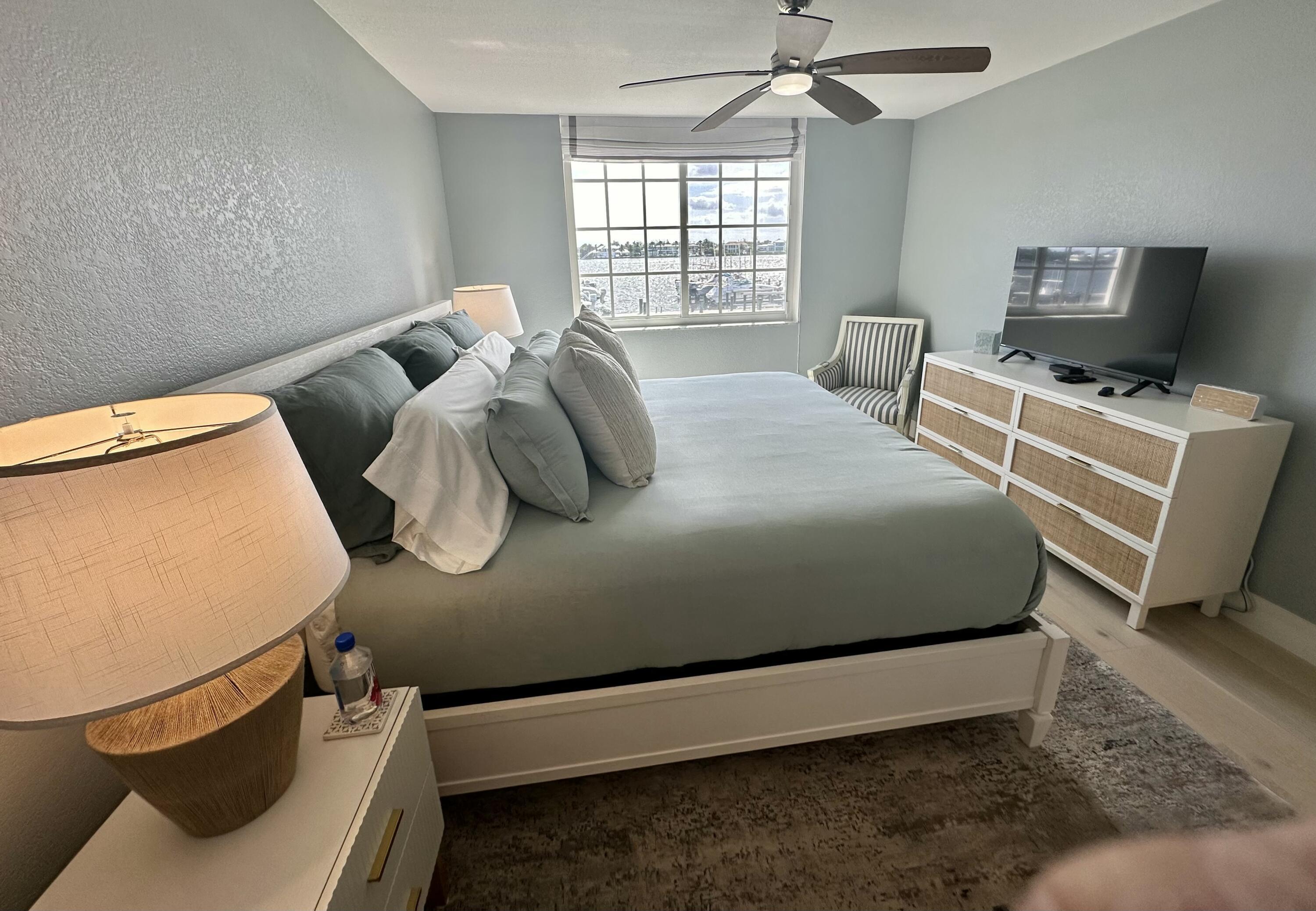YACHT CLUB ON THE INTRACOASTAL CONDO - Residential