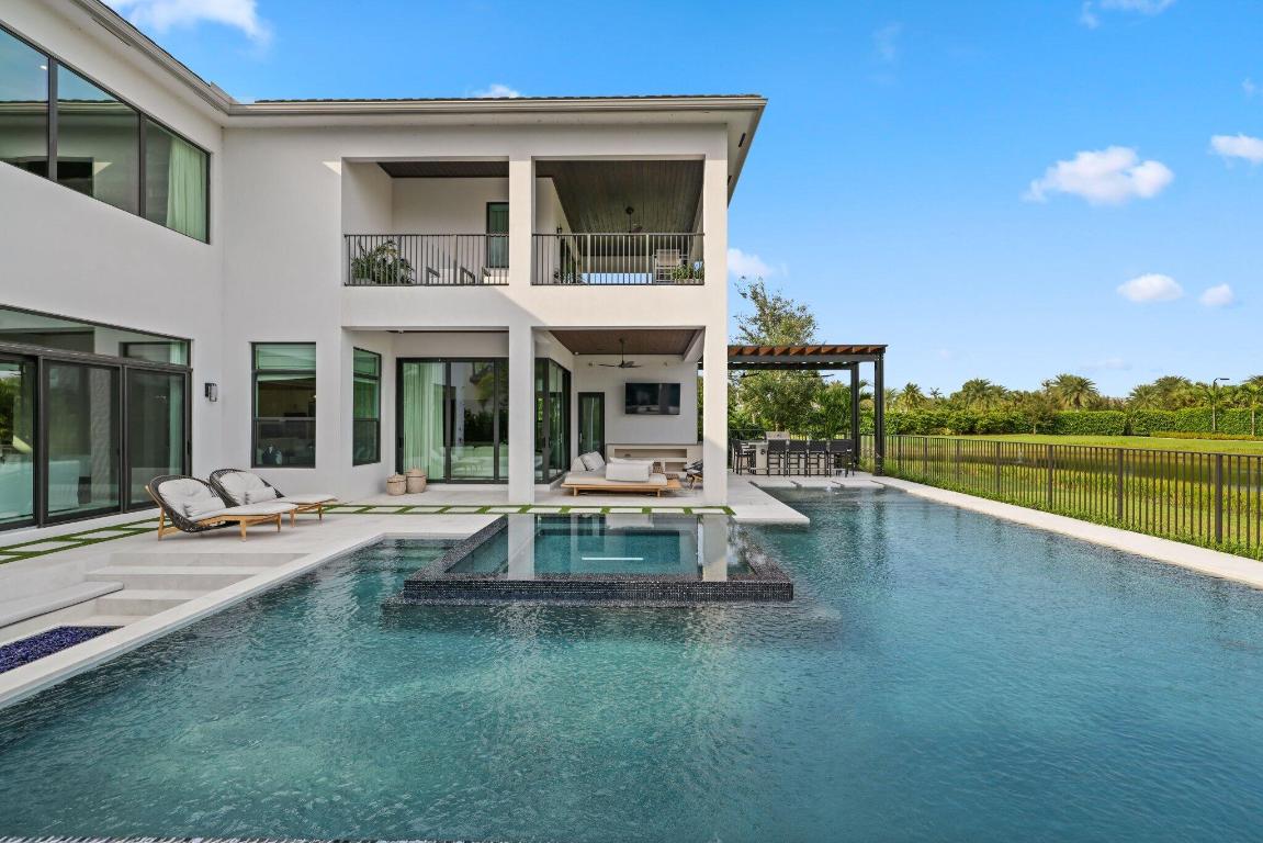 BOCA BRIDGES - Residential