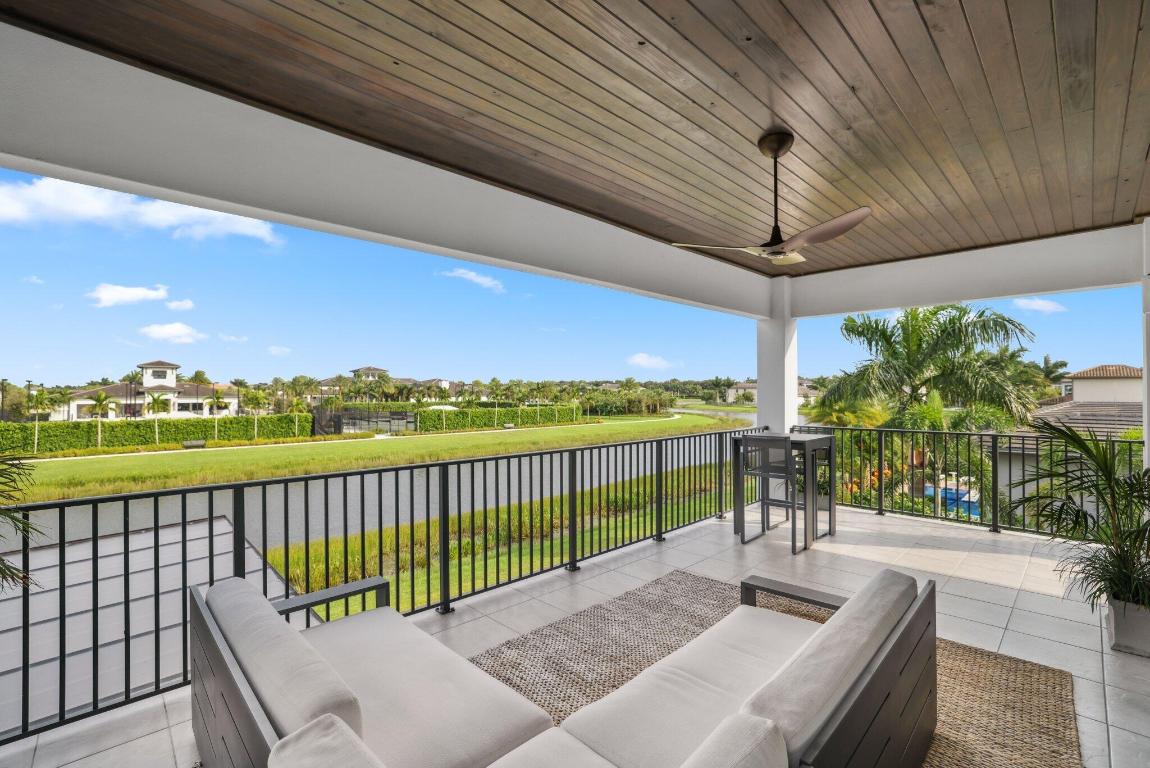 BOCA BRIDGES - Residential