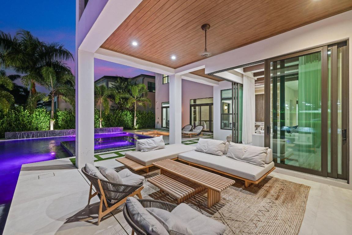 BOCA BRIDGES - Residential