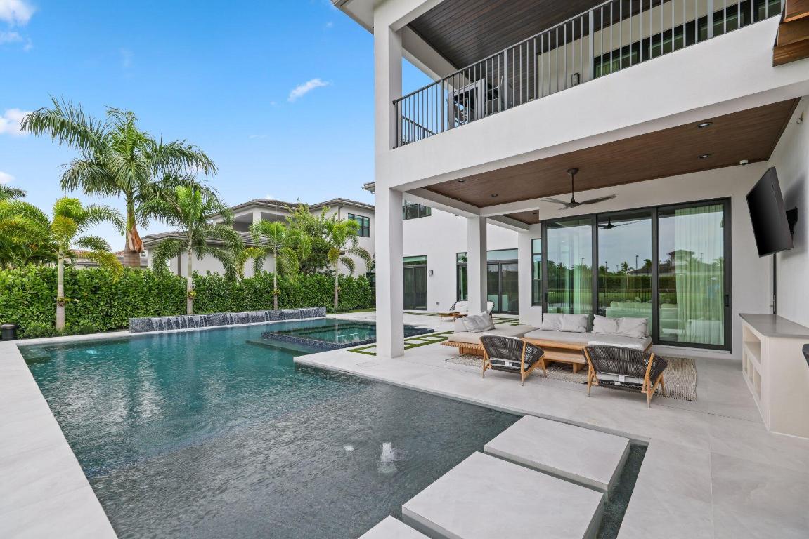 BOCA BRIDGES - Residential