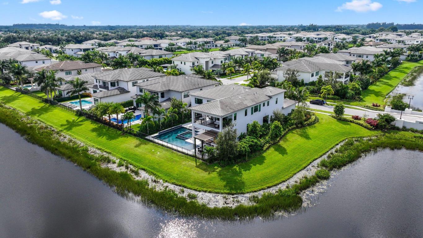 BOCA BRIDGES - Residential