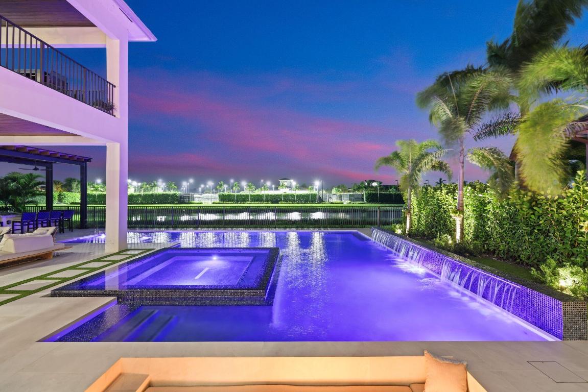 BOCA BRIDGES - Residential
