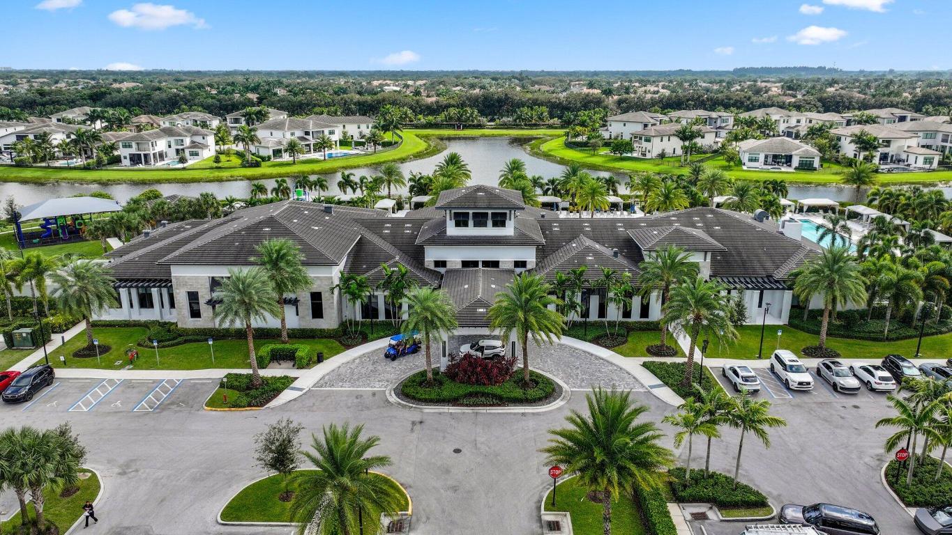 BOCA BRIDGES - Residential
