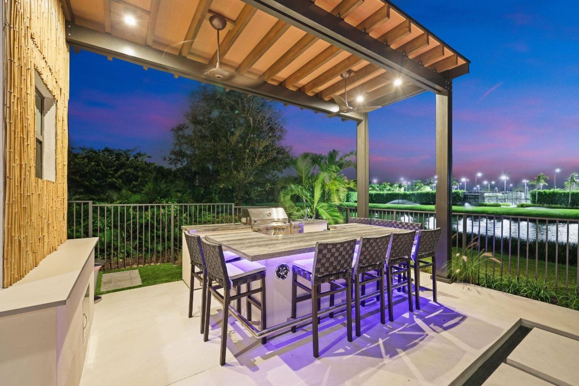 BOCA BRIDGES - Residential