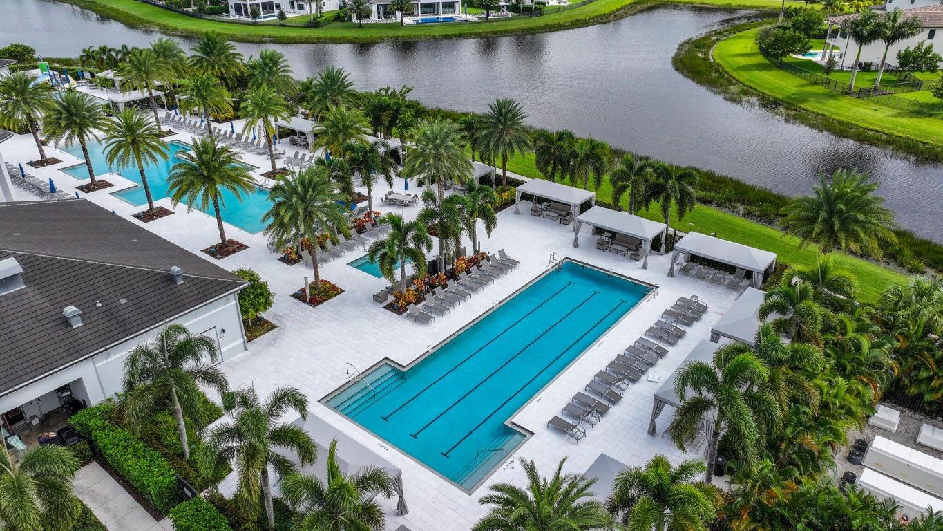 BOCA BRIDGES - Residential