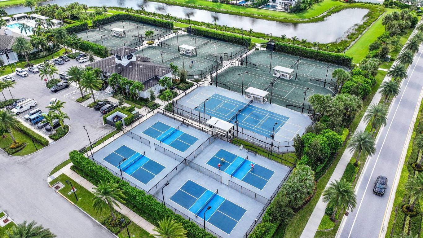 BOCA BRIDGES - Residential