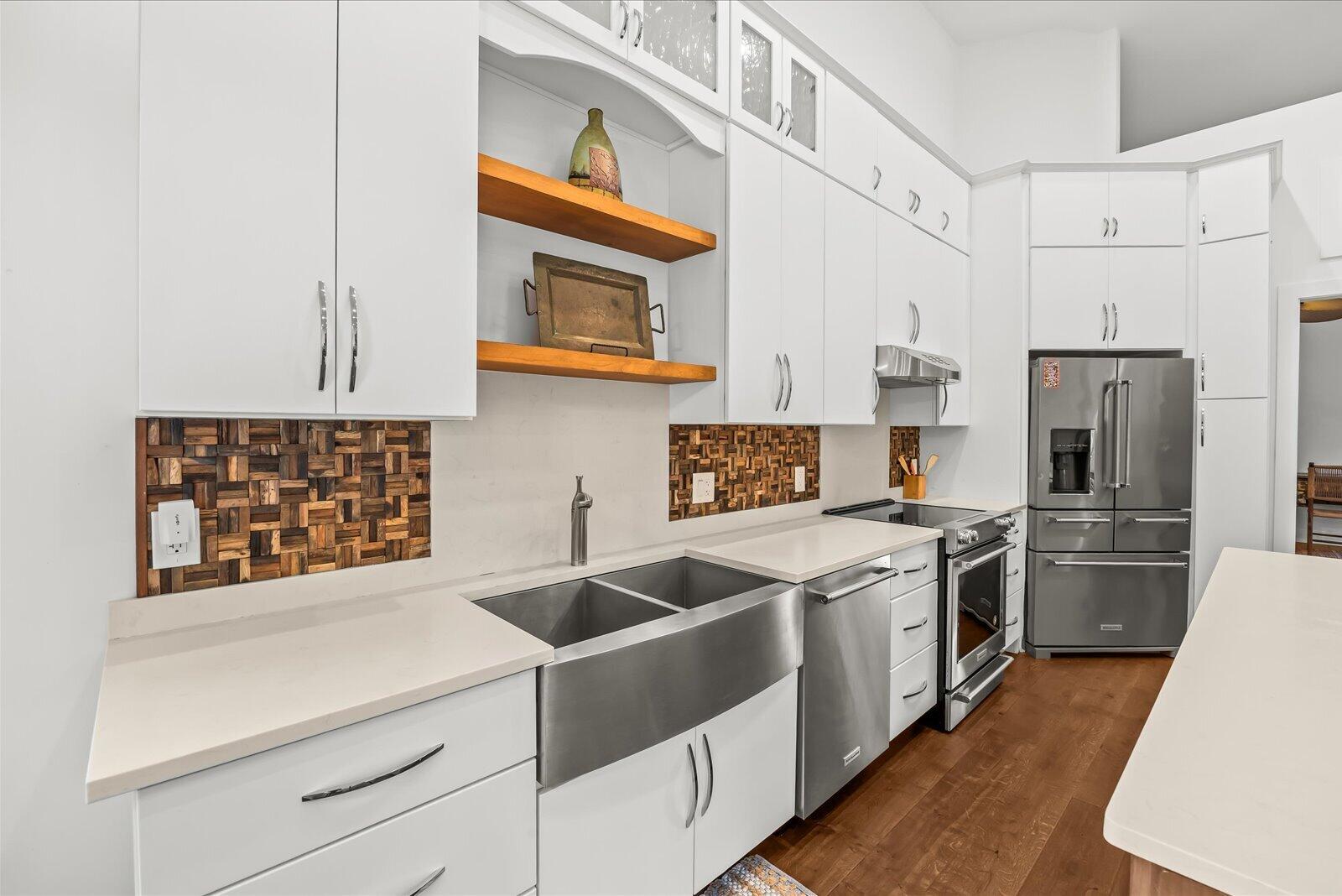 HARBOUR RIDGE NO 6 LAUREL OAK/ROYAL FERN - Residential