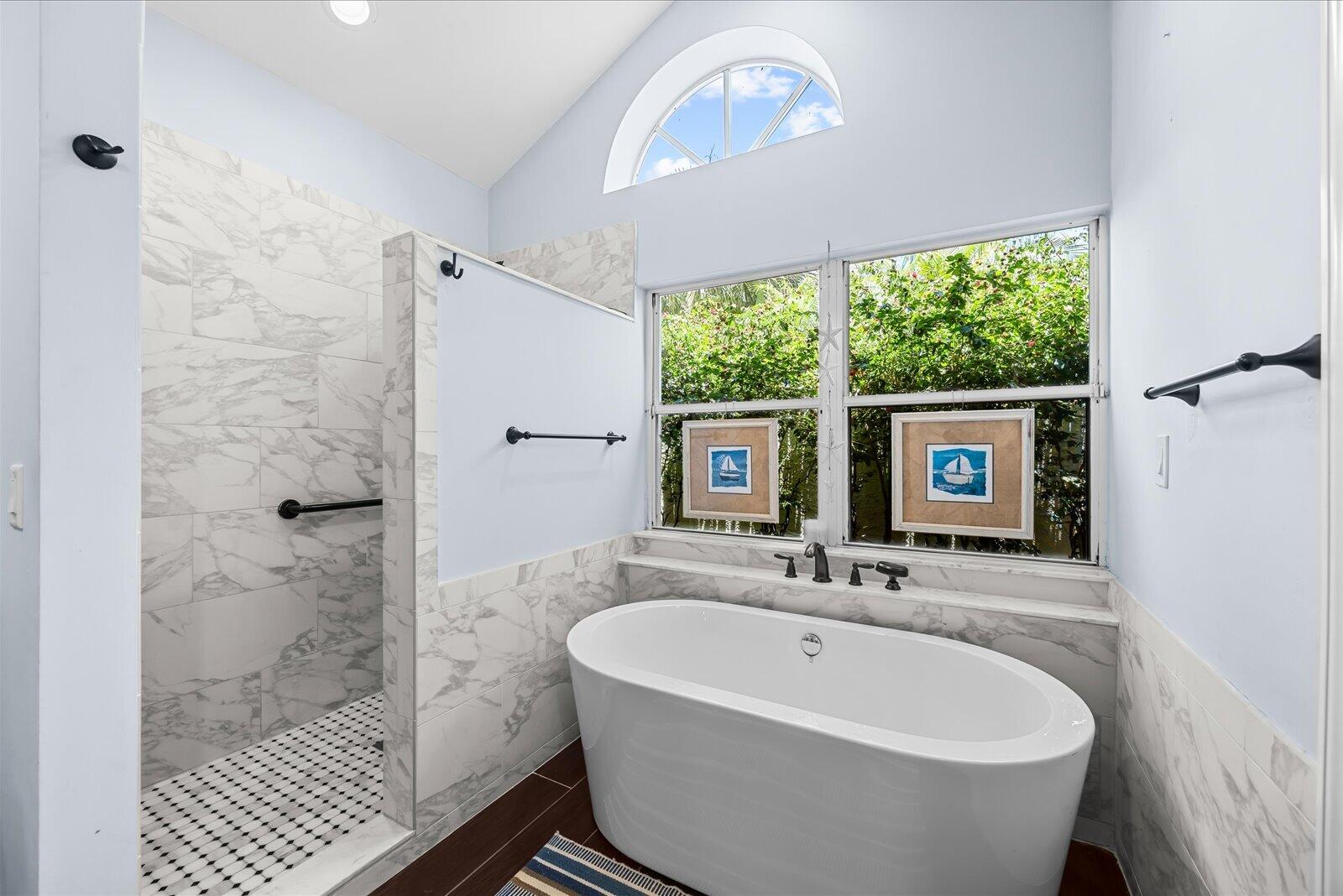 HARBOUR RIDGE NO 6 LAUREL OAK/ROYAL FERN - Residential