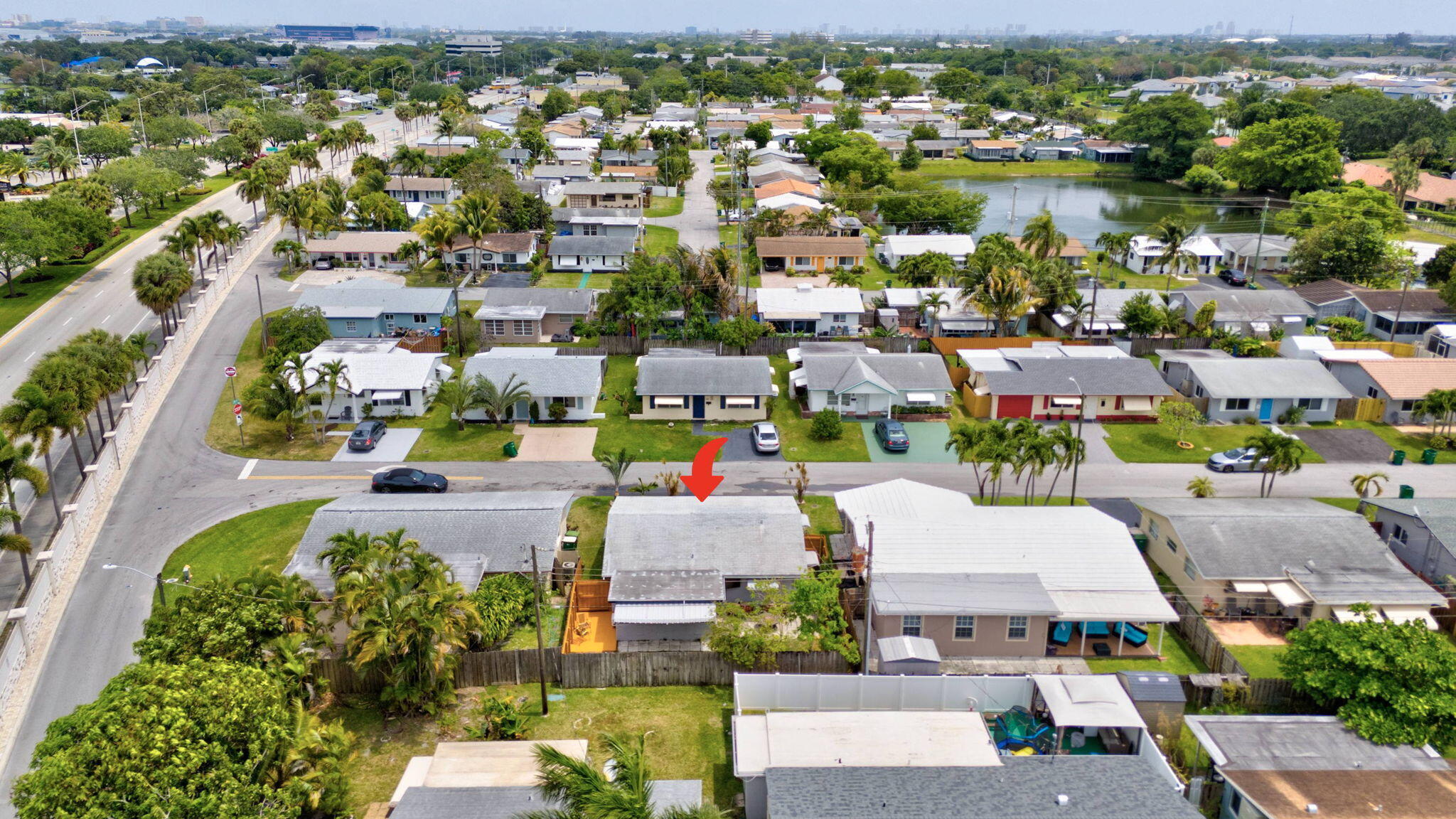 TAMARAC LAKES SOUTH - Residential Lease