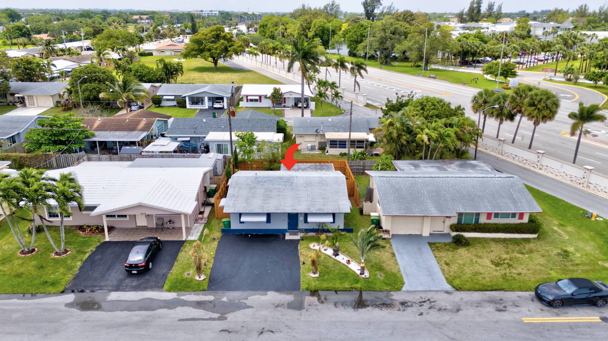 TAMARAC LAKES SOUTH - Residential Lease