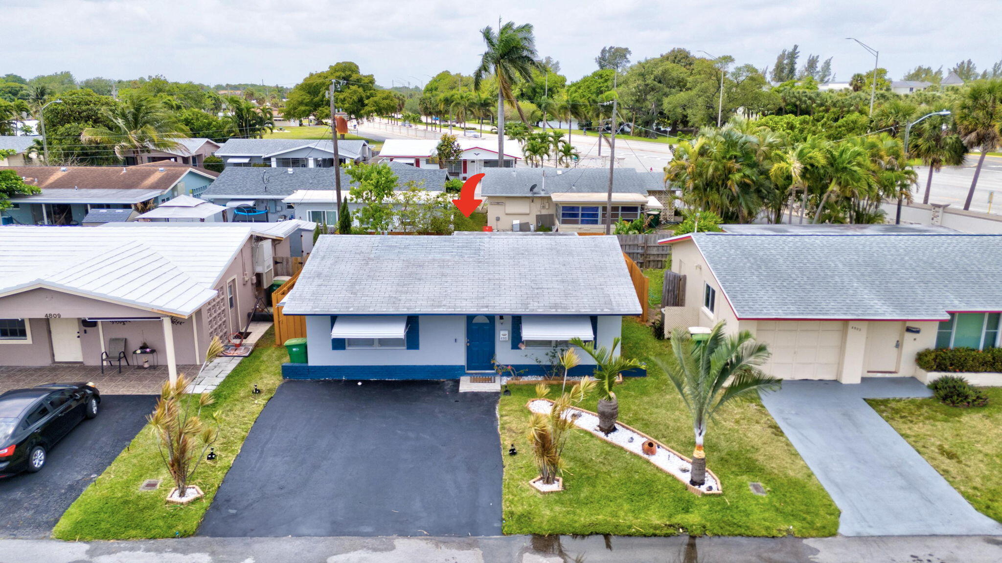 TAMARAC LAKES SOUTH - Residential Lease